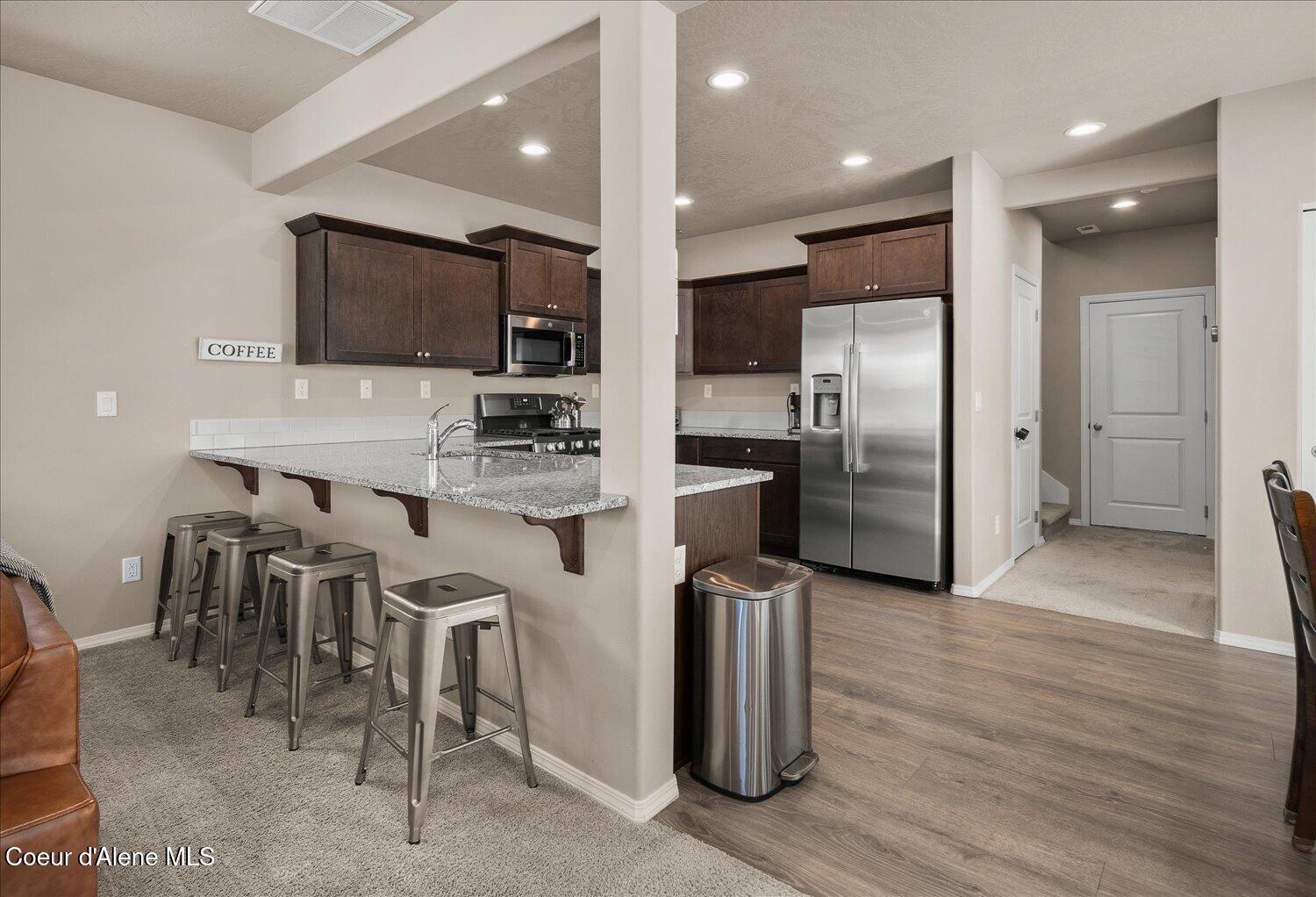 116 Dustarr Lane Ponderay, ID 83852 - Photo 18 of 64 Breakfast Bar