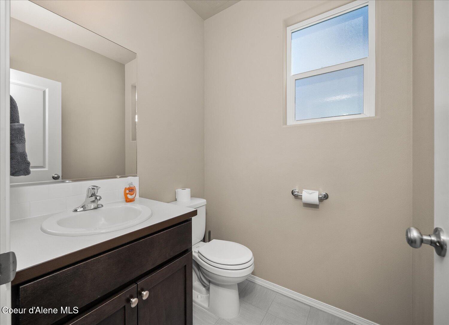 116 Dustarr Lane Ponderay, ID 83852 - Photo 45 of 64 Half Bath