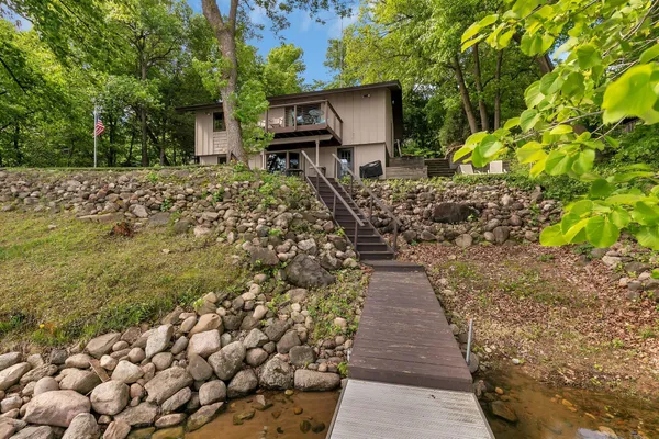 $469,000 | 21014 Elmway Road, Richmond, MN 56368