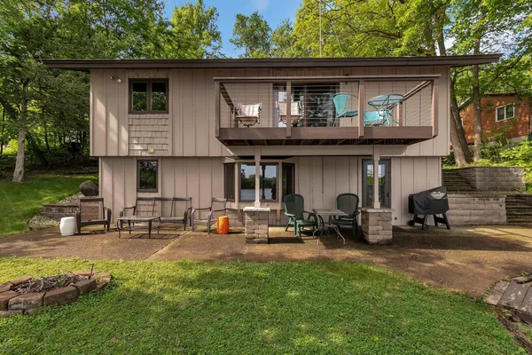 $469,000 | 21014 Elmway Road, Richmond, MN 56368