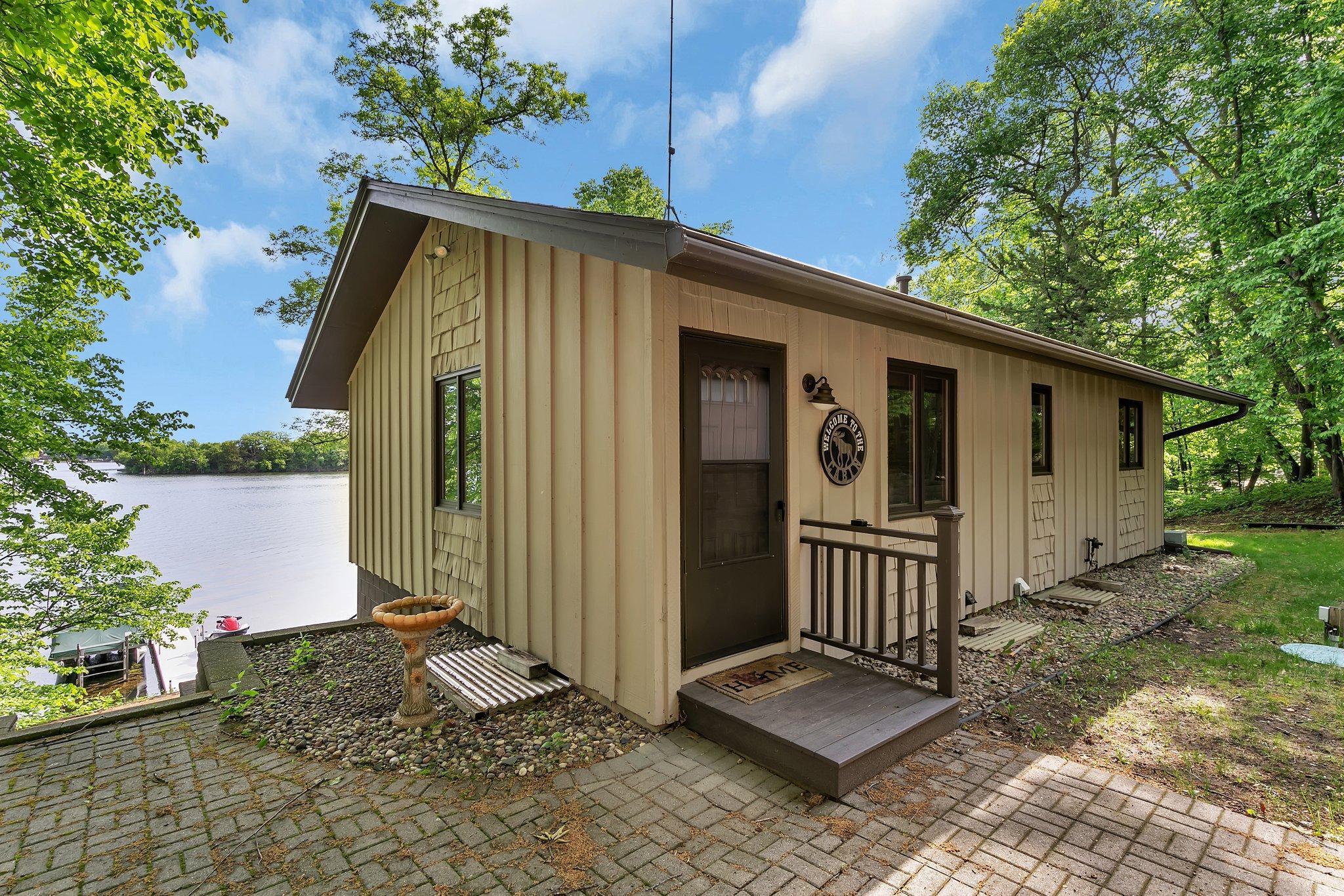 21014 Elmway Road Richmond, MN 56368 - Photo 4 of 28