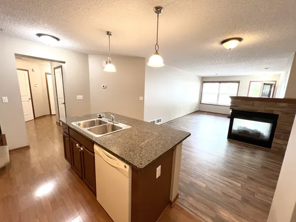 $2,359 | 15257 60th Avenue North, Plymouth, MN 55446