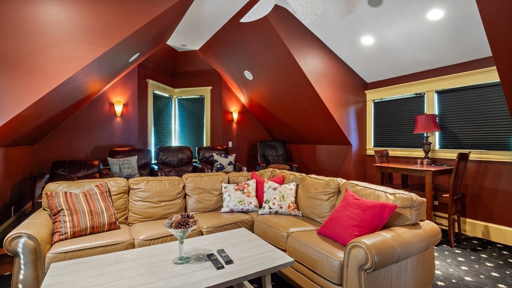 435 Main Street Amesbury, MA 01913 - Photo 31 of 42