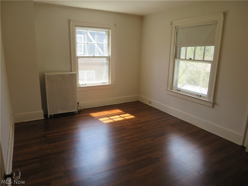 2586 Exeter Road Cleveland, OH 44118 - Photo 8 of 10 Gallery Image 8