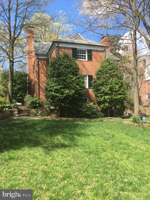 1305 Roundhill Road Baltimore, MD 21218 - Photo 4 of 5