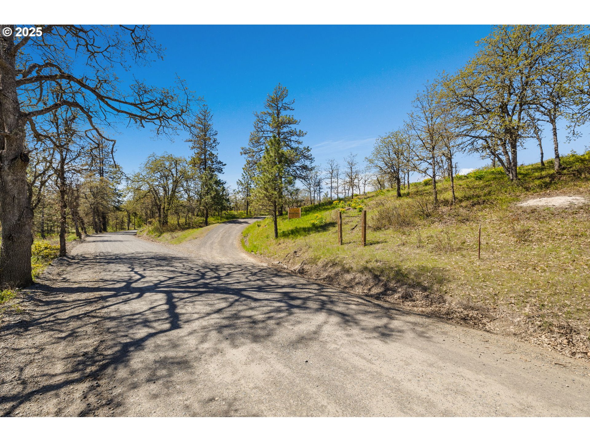 1075 Morgensen Road Mosier, OR 97040 - Photo 24 of 25 Gallery Image 24
