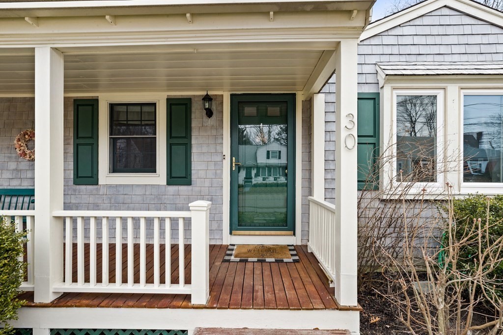 30 Brantwood Road Norwell, MA 02061 - Photo 3 of 32 Gallery Image 3