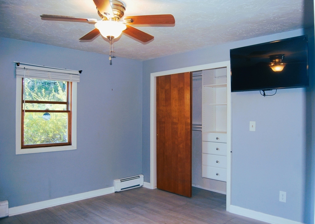 9 Harding Street Leicester, MA 01611 - Photo 25 of 28