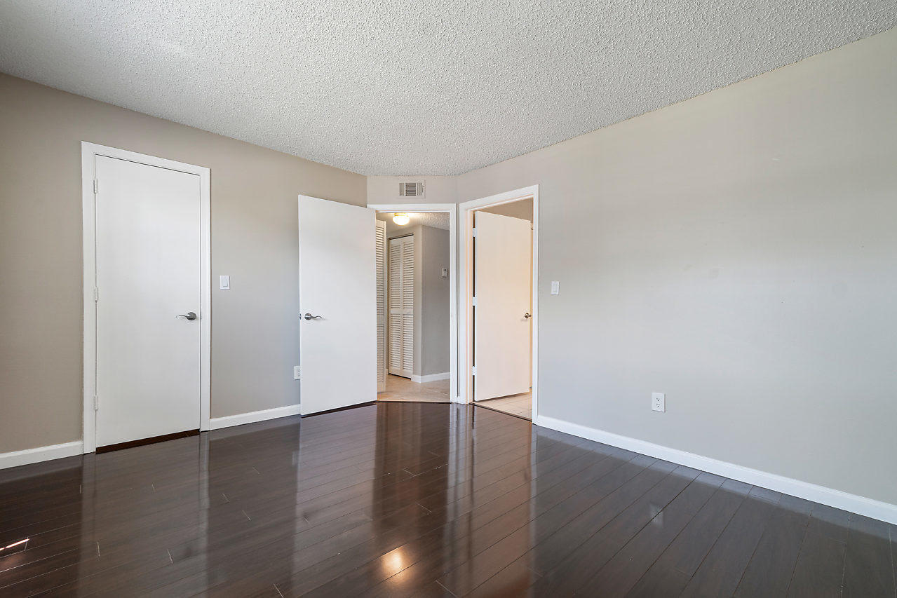 1335 Crystal Way, Unit G Delray Beach, FL 33444 - Photo 17 of 35 019-1335CrystalWay-DelrayBeach-FL-small
