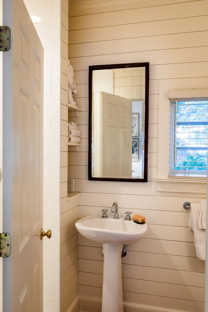 610 Old Field Road Southern Pines, NC 28387 - Photo 28 of 56 Guest Bath