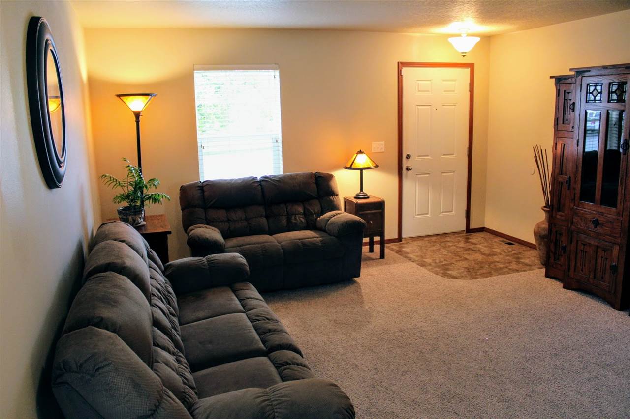 7814 North Maple Street Spokane, WA 99208 - Photo 3 of 20 Gallery Image 3