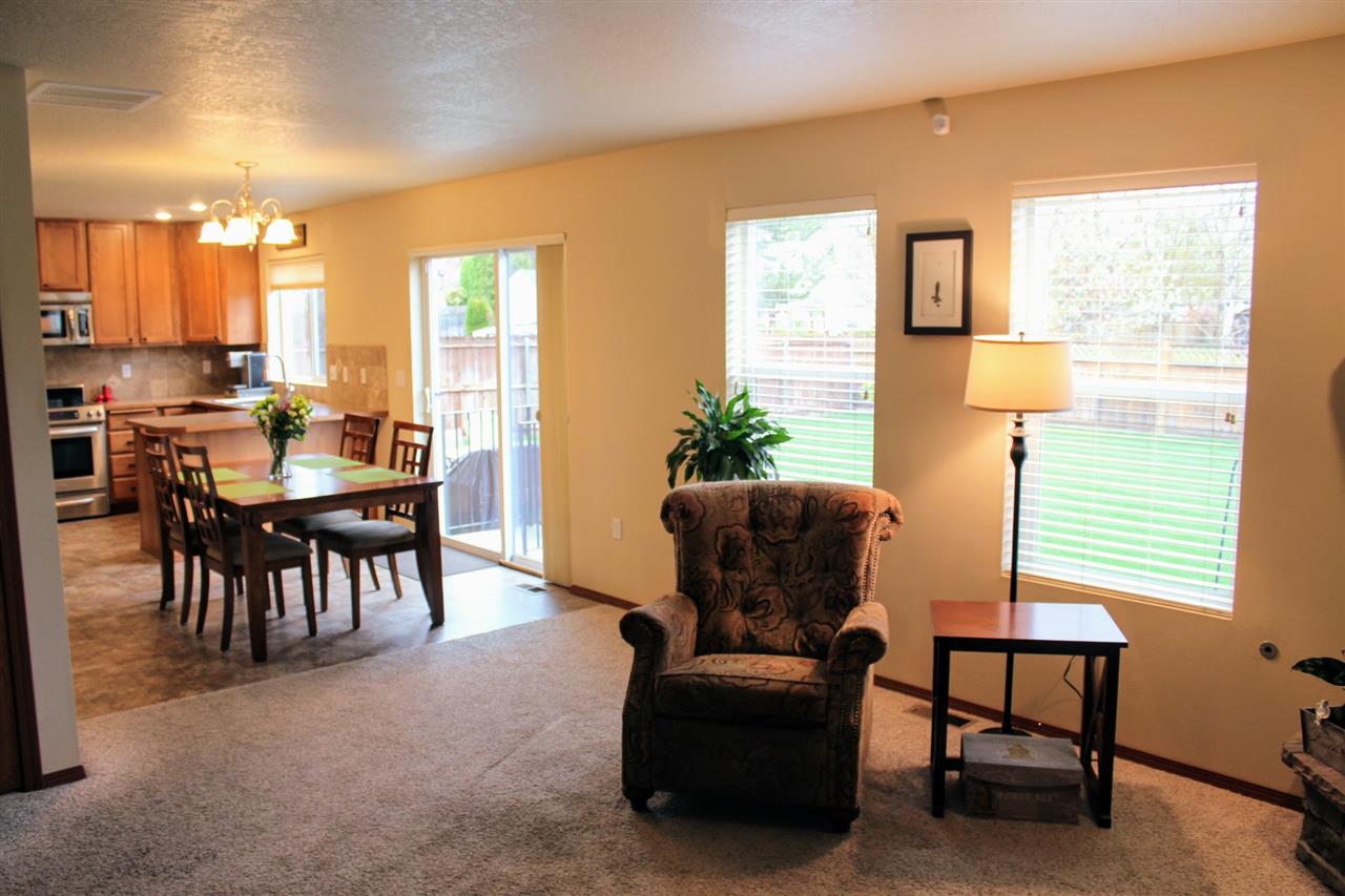 7814 North Maple Street Spokane, WA 99208 - Photo 4 of 20 Gallery Image 4