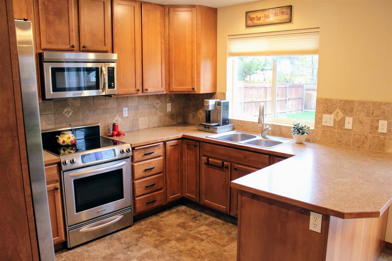 7814 North Maple Street Spokane, WA 99208 - Photo 7 of 20 Gallery Image 7