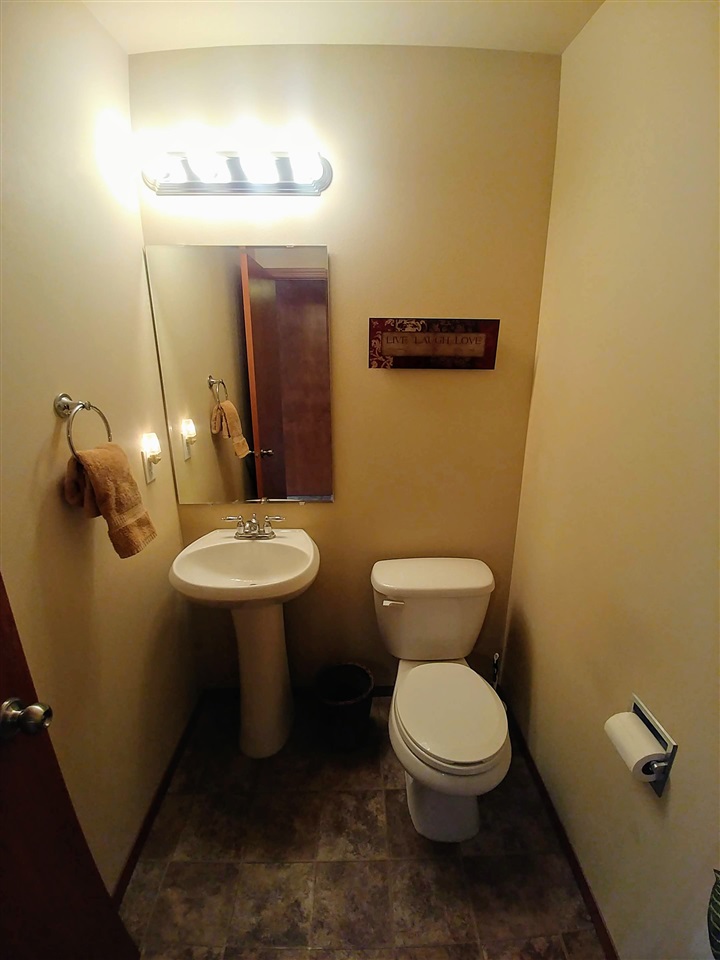 7814 North Maple Street Spokane, WA 99208 - Photo 9 of 20 Gallery Image 9
