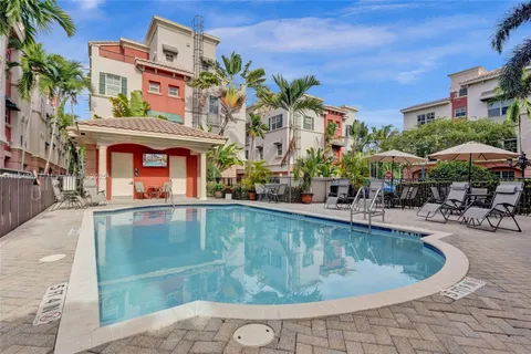 $550,000 | 1033 Northeast 17th Way, Unit 1904, Fort Lauderdale, FL 33304