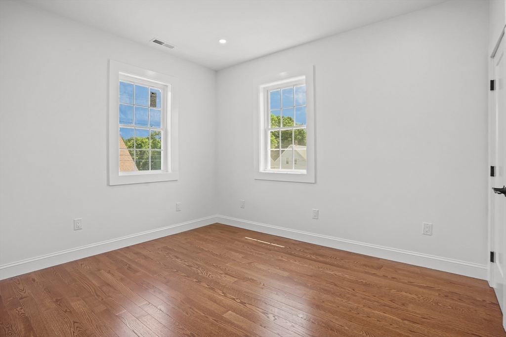 24 Cottage Street Taunton, MA 02780 - Photo 23 of 41
