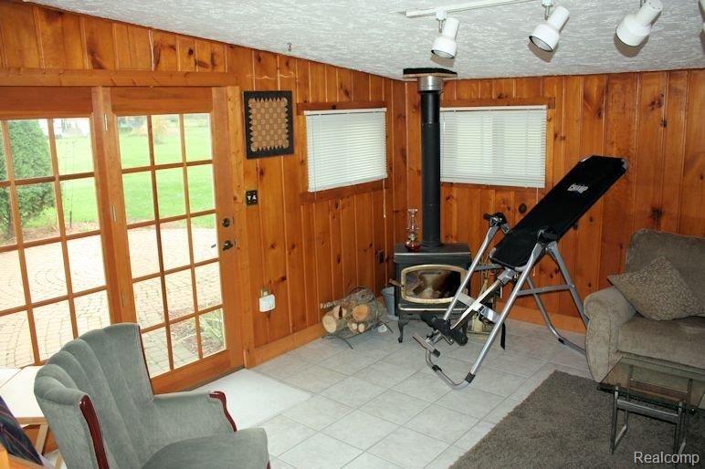 65720 Place Road New Haven, MI 48050 - Photo 13 of 19 Family Room 1