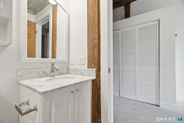 $290,000 | 92 Main Street, Unit 206, Deep River, CT 06417