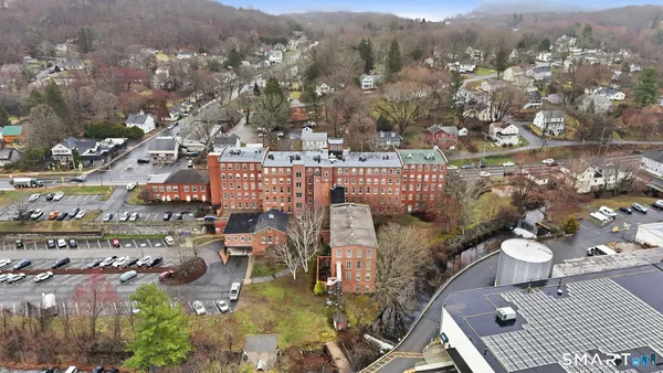 $290,000 | 92 Main Street, Unit 206, Deep River, CT 06417