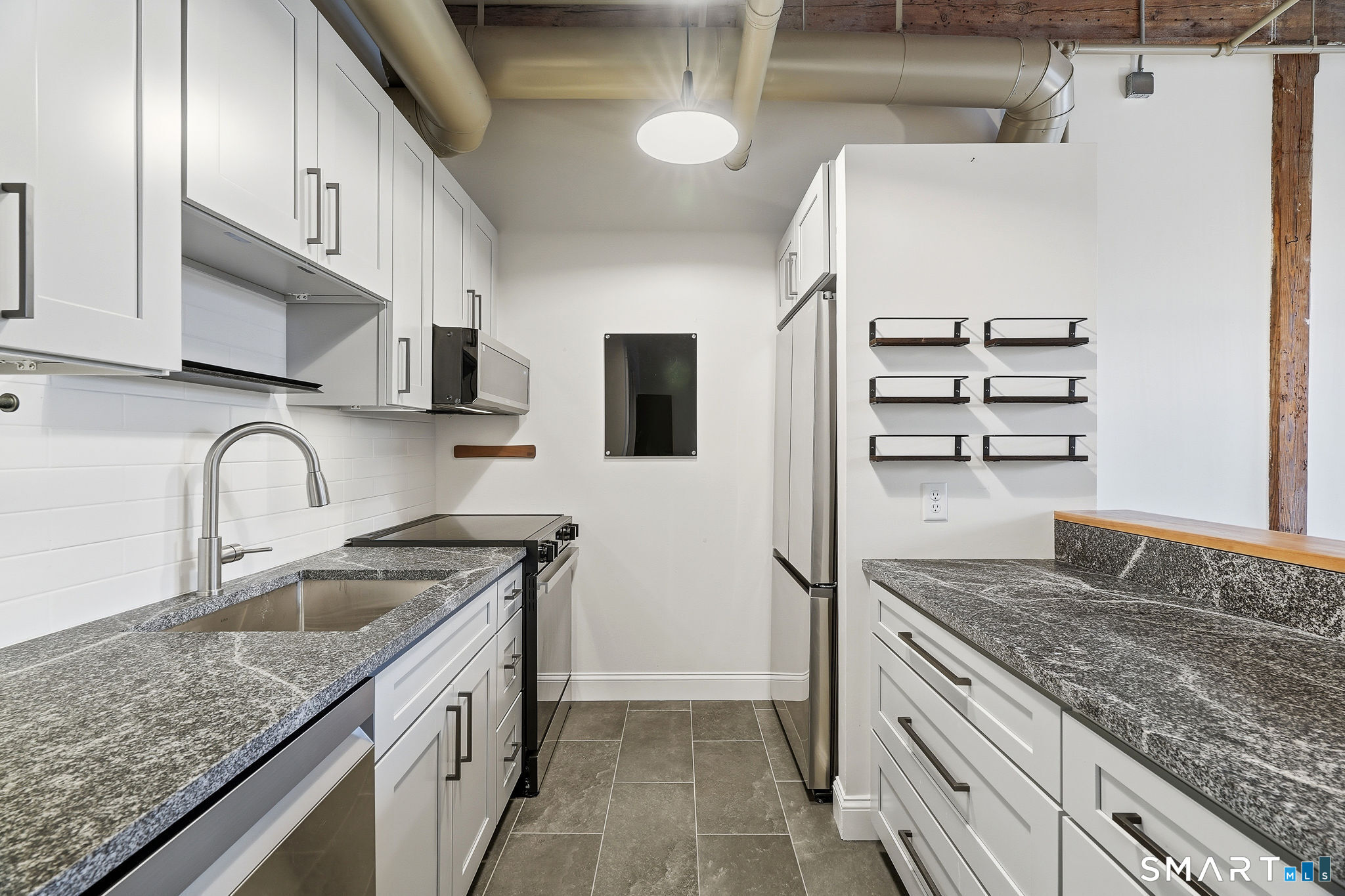 92 Main Street, Unit 206 Deep River, CT 06417 - Photo 4 of 25