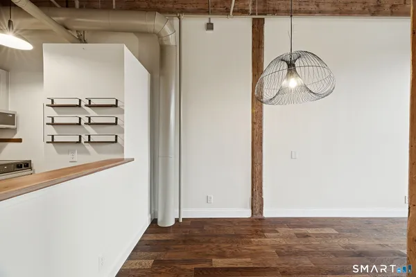 $290,000 | 92 Main Street, Unit 206, Deep River, CT 06417