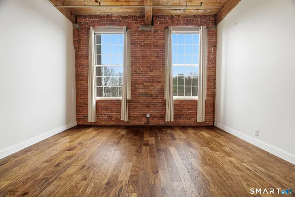 $290,000 | 92 Main Street, Unit 206, Deep River, CT 06417