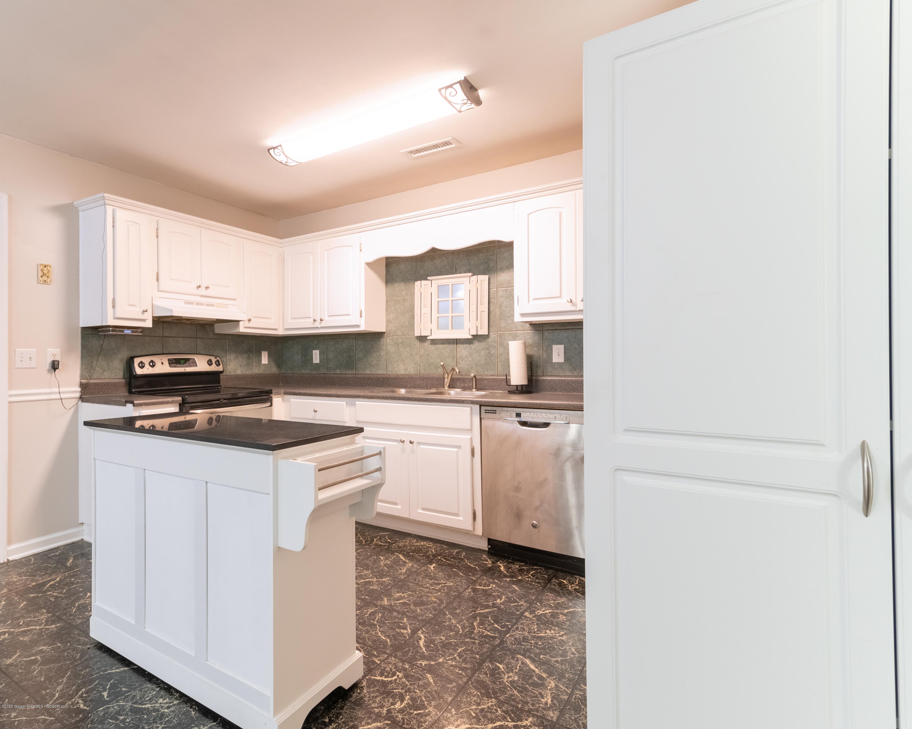 1602 North Ridge Drive Jasper, AL 35504 - Photo 16 of 29 Gallery Image 16