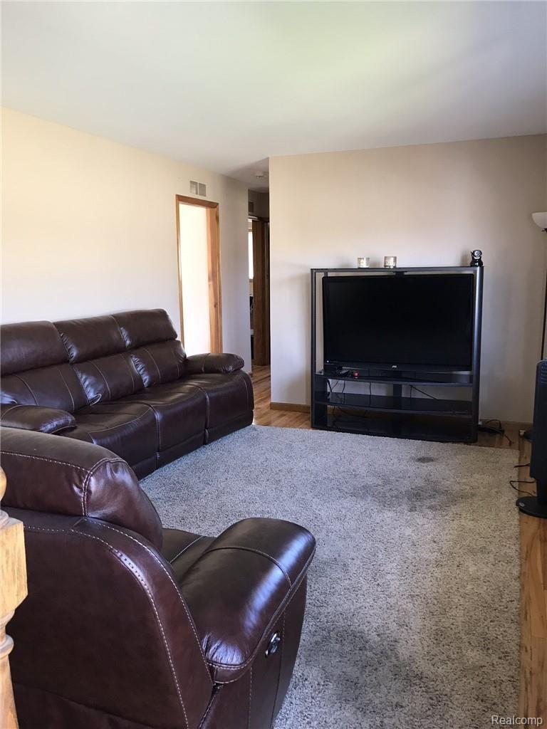 12487 Clinton River Road Sterling Heights, MI 48313 - Photo 3 of 23 3.jpeg