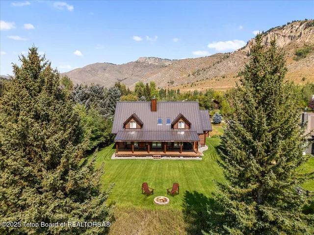 $3,200,000 | 4340 East Hoback River Road, Jackson, WY 83001