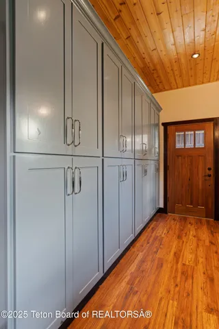 $3,200,000 | 4340 East Hoback River Road, Jackson, WY 83001