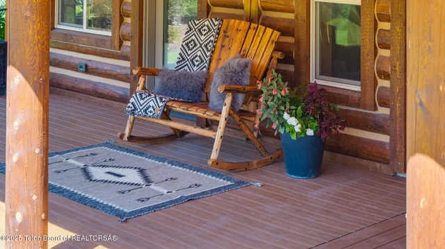 $3,200,000 | 4340 East Hoback River Road, Jackson, WY 83001