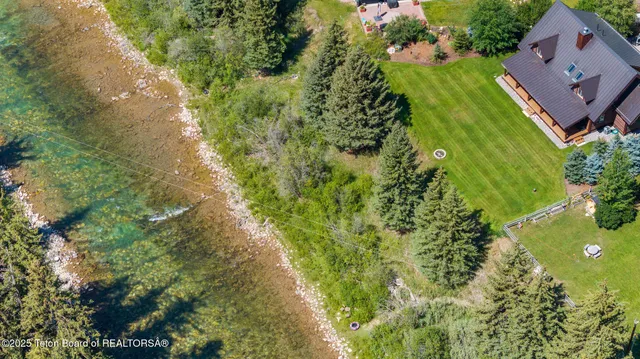 $3,200,000 | 4340 East Hoback River Road, Jackson, WY 83001