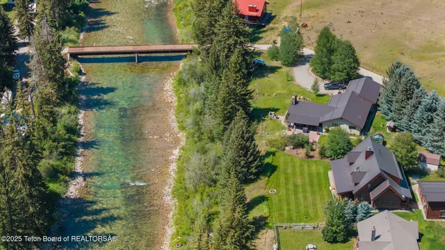 $3,200,000 | 4340 East Hoback River Road, Jackson, WY 83001