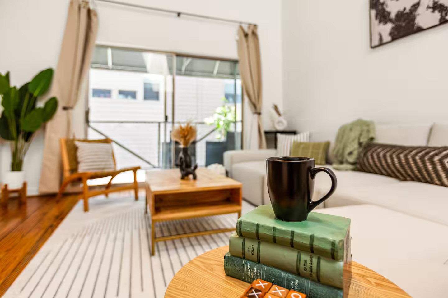 712 Ruthven Street Houston, TX 77019 - Photo 8 of 32 *Staged prior