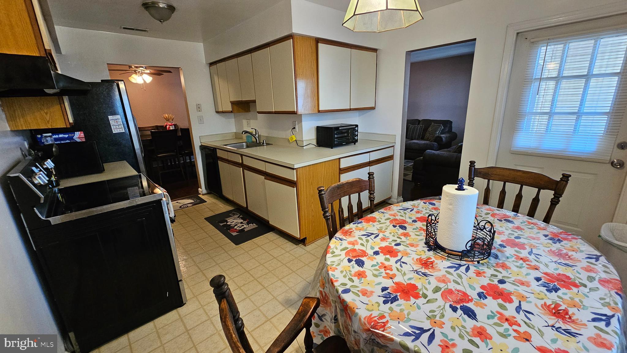 7404 Rokeby Drive Manassas, VA 20109 - Photo 13 of 40 Gallery Image 13
