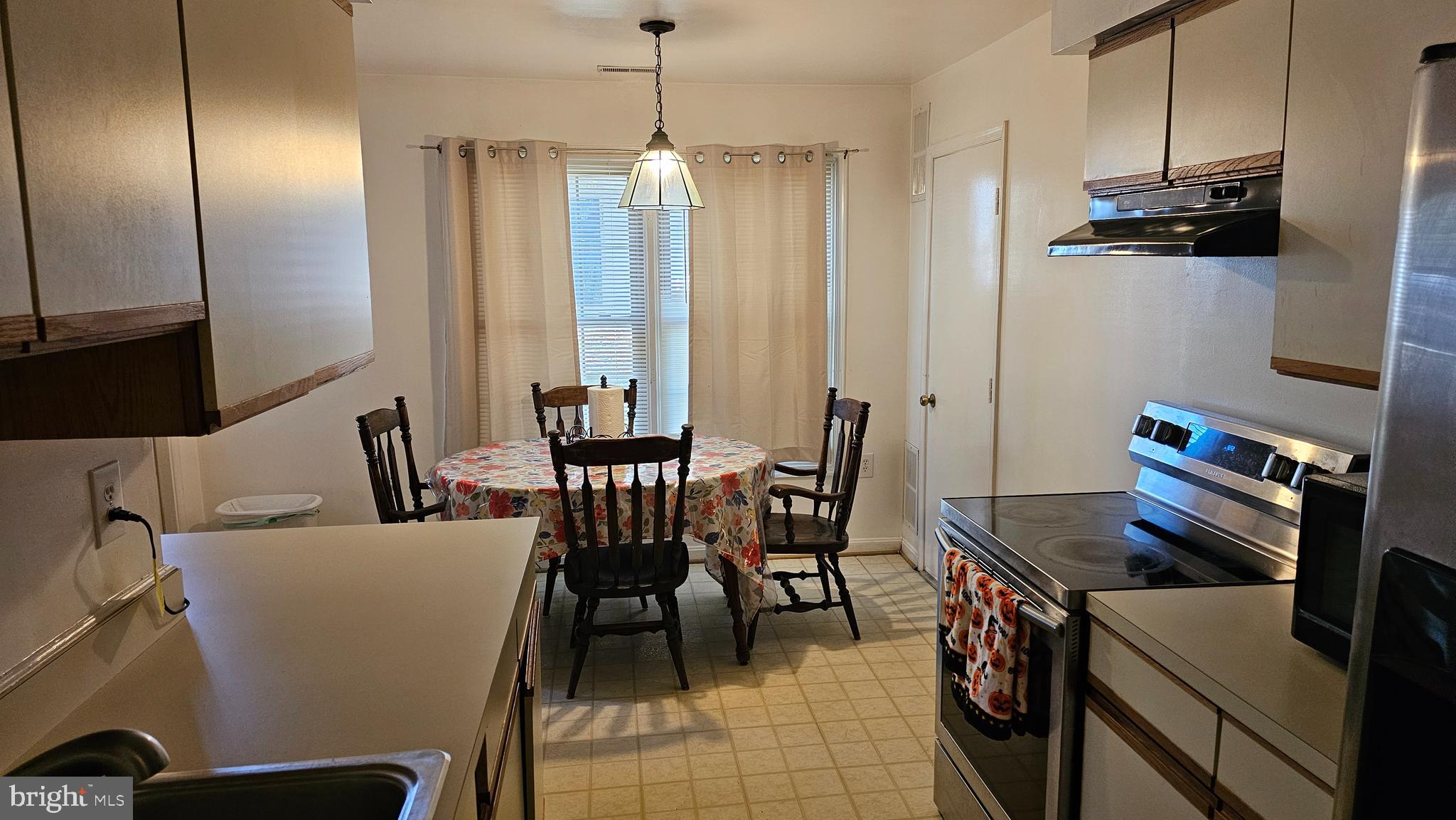 7404 Rokeby Drive Manassas, VA 20109 - Photo 15 of 40 Gallery Image 15