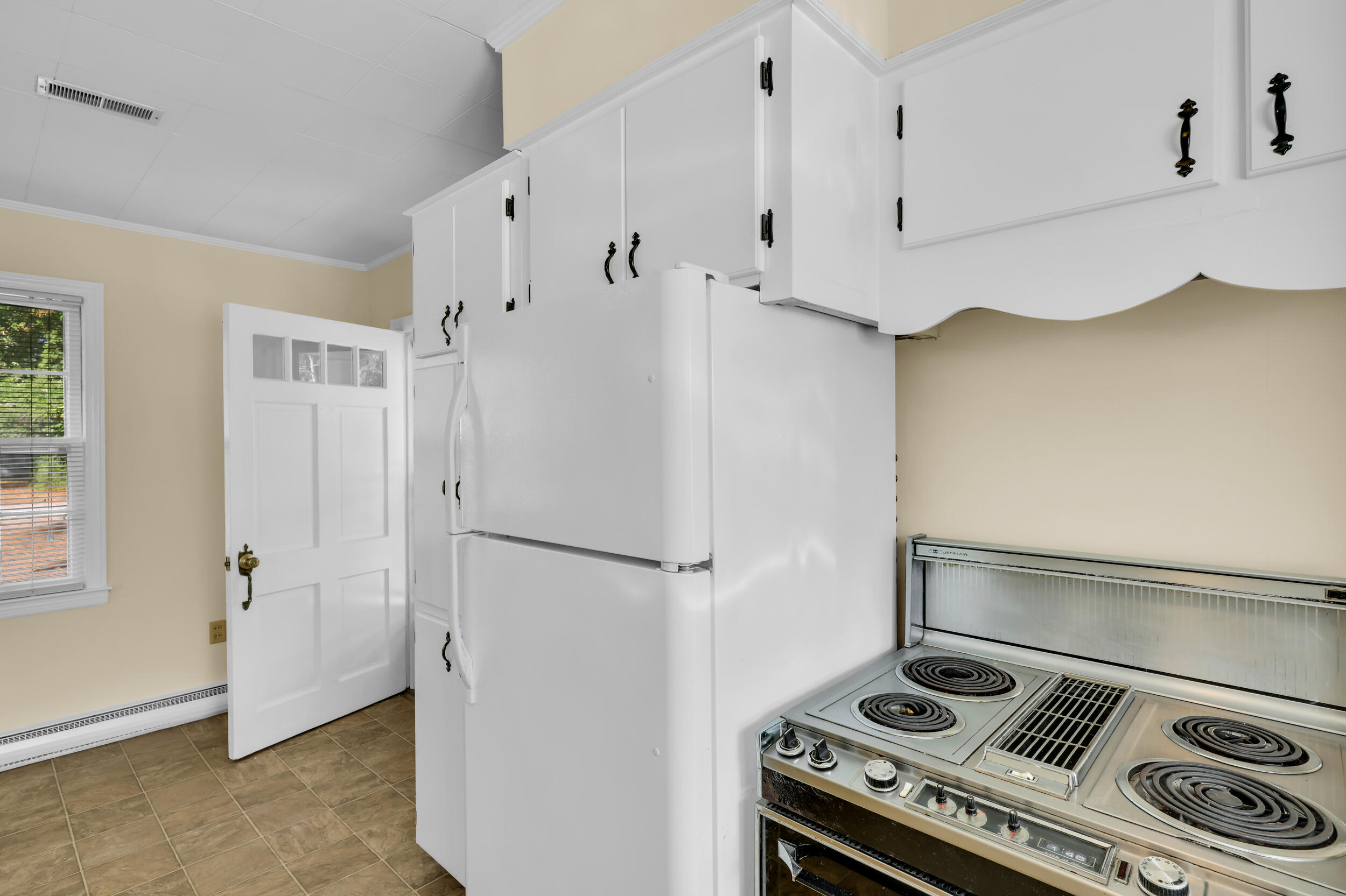 208 George Street Walterboro, SC 29488 - Photo 20 of 47 27_550a3143