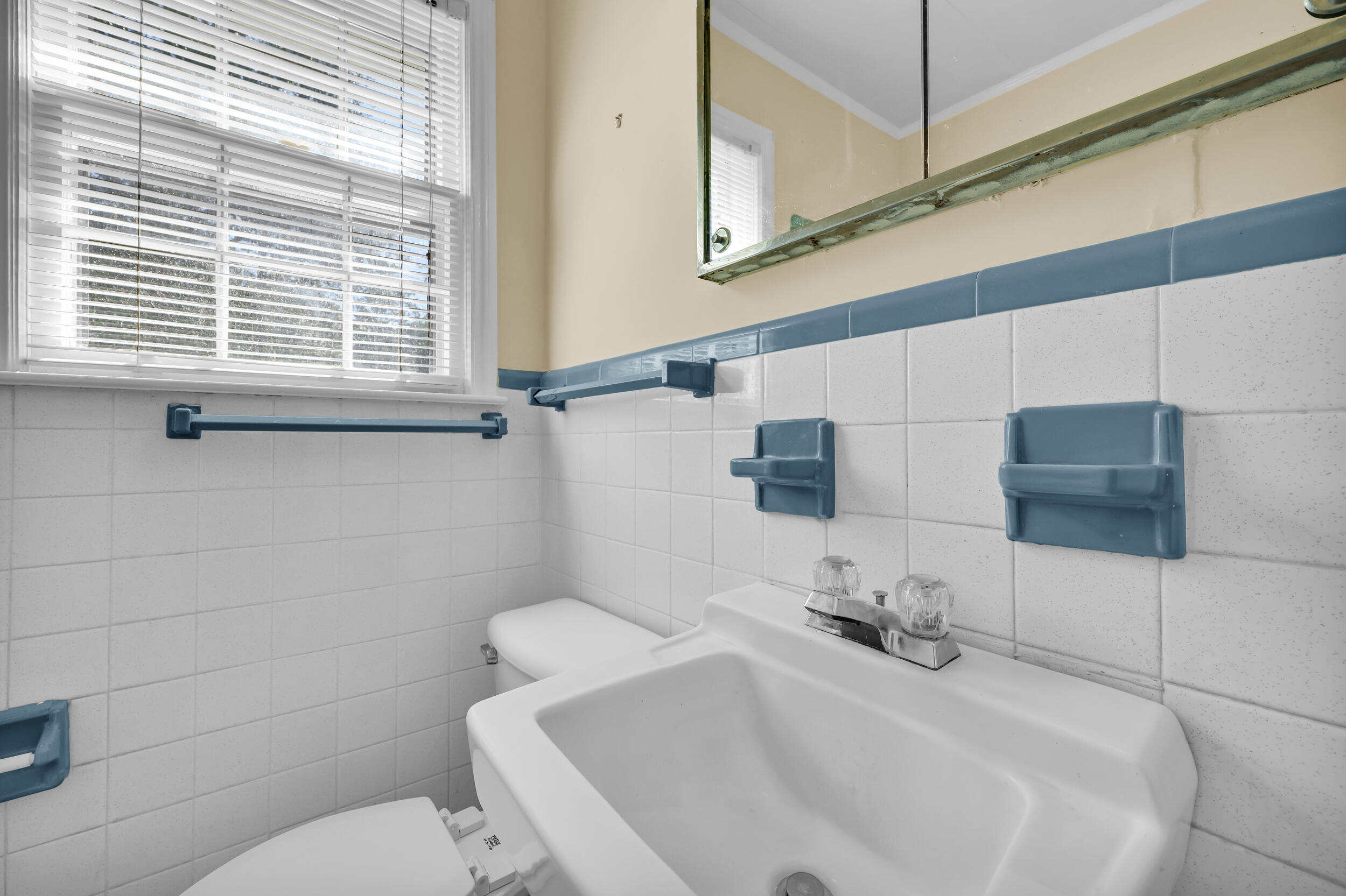 208 George Street Walterboro, SC 29488 - Photo 26 of 47 33_550a3178