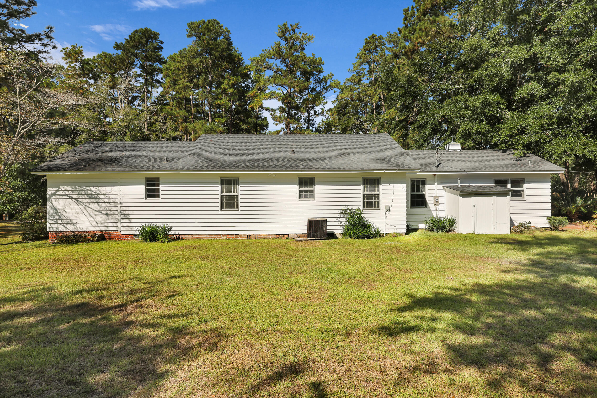 208 George Street Walterboro, SC 29488 - Photo 42 of 47 63_550a3265