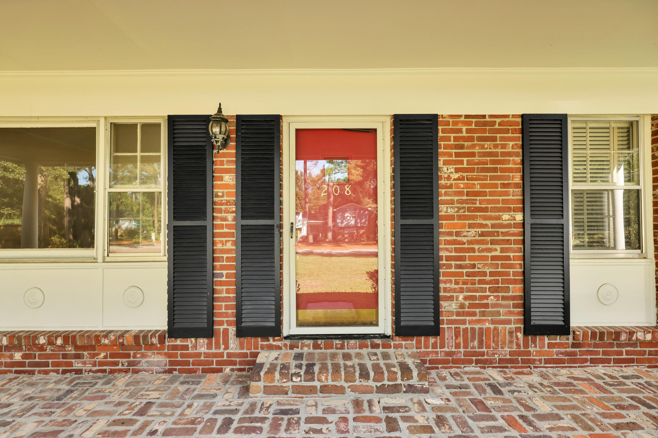 208 George Street Walterboro, SC 29488 - Photo 9 of 47 13_550a3293