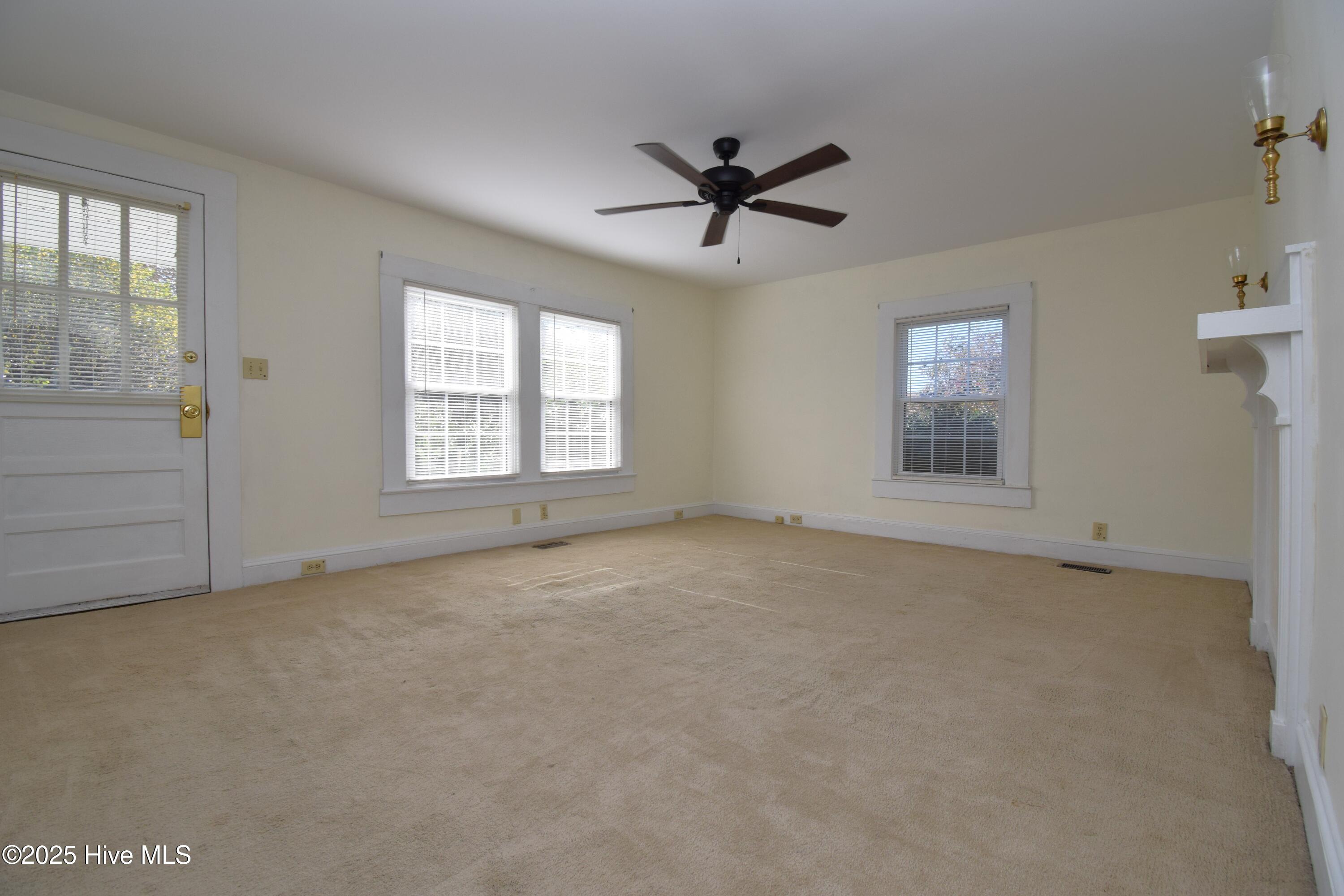 3947 Rountree Road Ayden, NC 28513 - Photo 14 of 17 backroom5