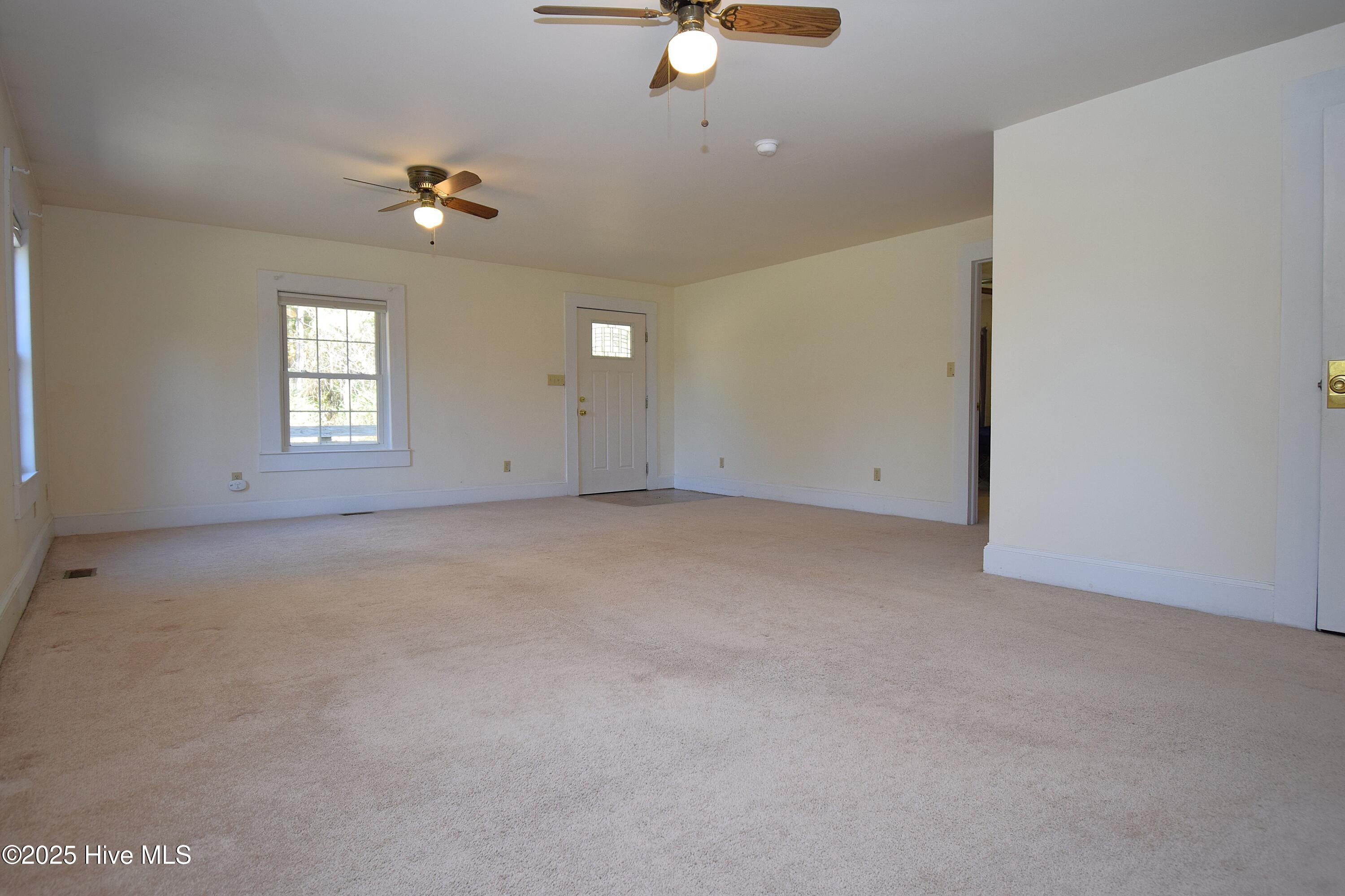 3947 Rountree Road Ayden, NC 28513 - Photo 3 of 17 L4