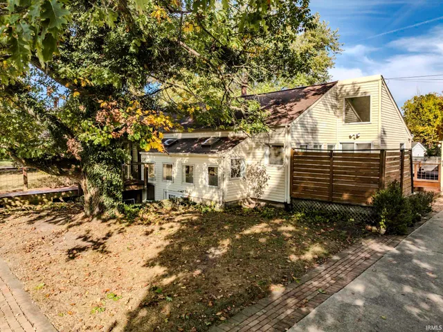 $269,000 | 2208 West Parkway Drive, Muncie, IN 47304