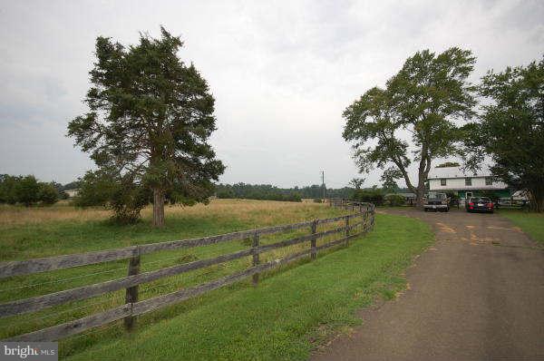 5320 Turkey Run Road Warrenton, VA 20187 - Photo 10 of 16 a view of lake with houses