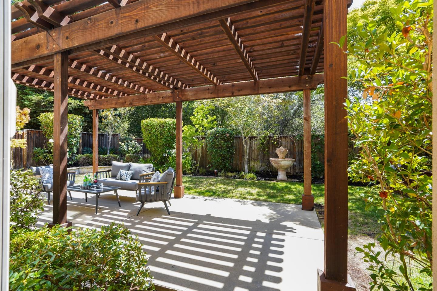5929 Lantana Way San Ramon, CA 94582 - Photo 56 of 61 a view of a chairs and table in a patio