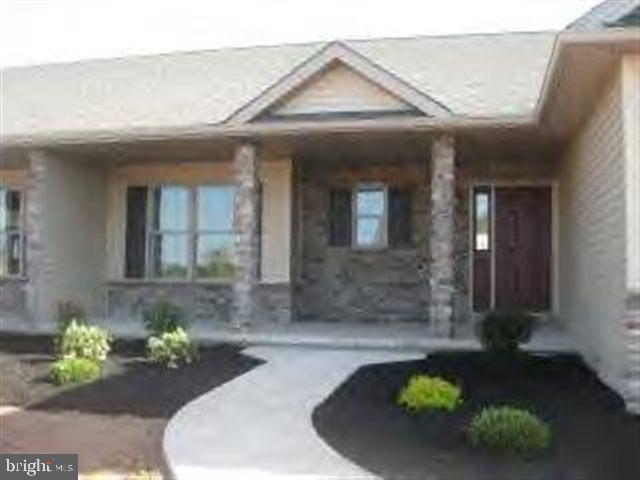 1305 Overlook Road Middletown, PA 17057 - Photo 1 of 18 Gallery Image 1