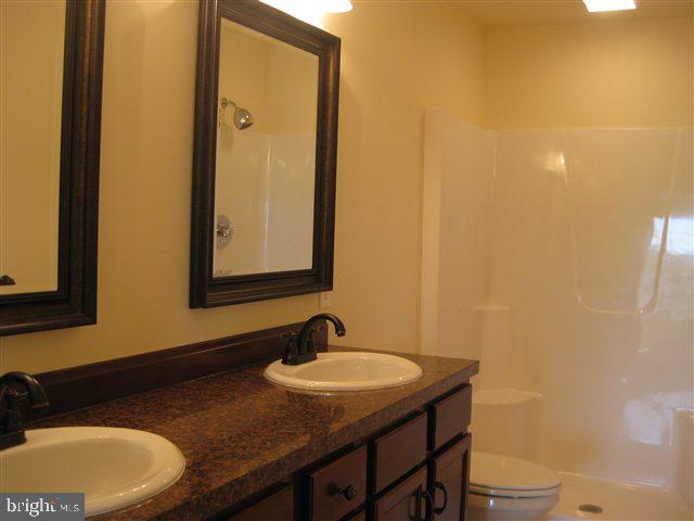 1305 Overlook Road Middletown, PA 17057 - Photo 8 of 18 Gallery Image 8