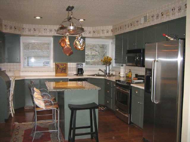 2099 Lytham Road Upper Arlington, OH 43220 - Photo 2 of 5