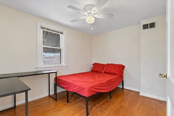 $500,000 | 3301 North Ozanam Avenue, Chicago, IL 60634