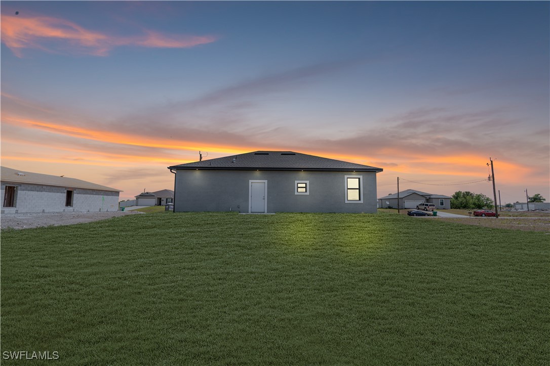 7029 Hero Court LaBelle, FL 33935 - Photo 31 of 36 a view of a big room with a big yard